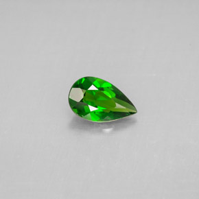 Diopside cromifero naturale verde da 0,68 ct, taglio a pera, VS