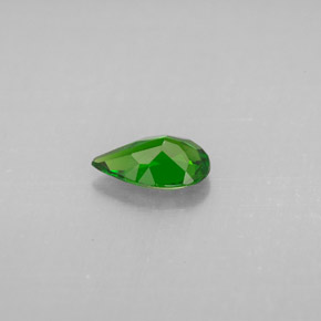Diopside cromifero naturale verde da 0,68 ct, taglio a pera, VS