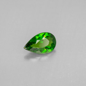 Diopside di cromo Verde naturale da 0.67 ct, Forma a pera, VS