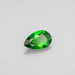 Diopside cromifero naturale verde da 0,64 ct, taglio a pera, VS