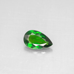 Diopside di cromo Verde naturale da 0.75 ct, Forma a pera, VVS-VS