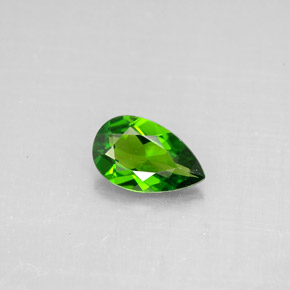 Diopside cromifero naturale verde da 0,74 ct, taglio a pera, VVS-VS