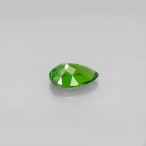 Diopside cromifero naturale verde da 0,68 ct, taglio a pera, VS