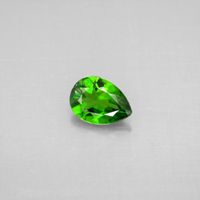 Diopside cromifero naturale verde da 0,68 ct, taglio a pera, VS