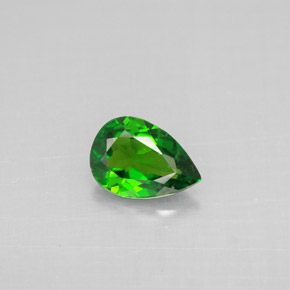 Diopside cromifero naturale verde da 0,60 ct, taglio a pera, VS