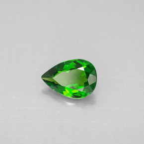 Diopside cromifero naturale verde da 0,60 ct, taglio a pera, VS