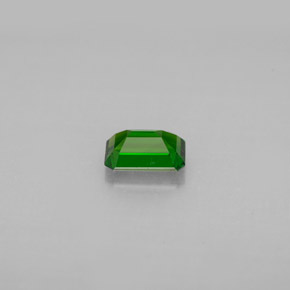 Diopside cromifero naturale verde da 0,57 ct, taglio smeraldo, VS