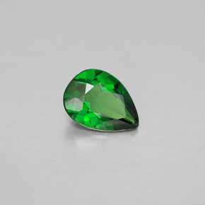 Diopside cromifero naturale verde da 0,60 ct, taglio a pera, VVS