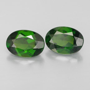 Diopside cromifero naturale verde da  ct, taglio ovale, VS-SI