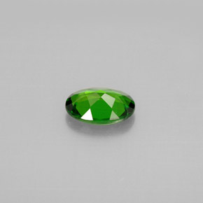 Diopside cromifero naturale verde da 0,77 ct, taglio ovale, VVS-VS