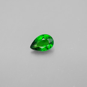 Diopside cromifero naturale verde da 0,31 ct, taglio a pera, VVS