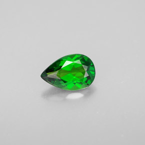 Diopside cromifero naturale verde da 0,64 ct, taglio a pera, VVS