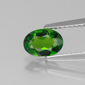 Diopside cromifero naturale verde da 0,65 ct, taglio ovale, VVS