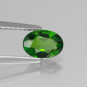 Diopside cromifero naturale verde da 0,65 ct, taglio ovale, VVS