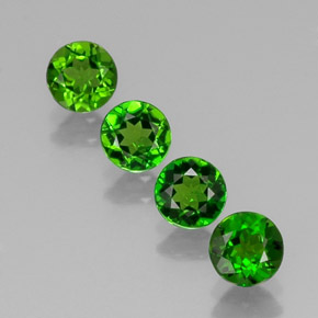 Diopside cromifero naturale verde da  ct, taglio rotondo, VS