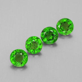 Diopside cromifero naturale verde da  ct, taglio rotondo, VS