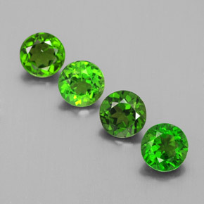 Diopside cromifero naturale verde da  ct, taglio rotondo, VS