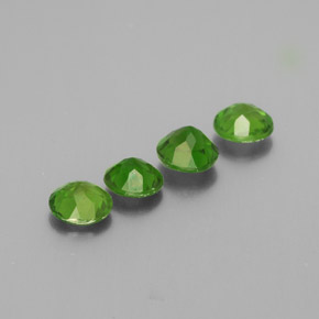 Diopside cromifero naturale verde da  ct, taglio rotondo, VS