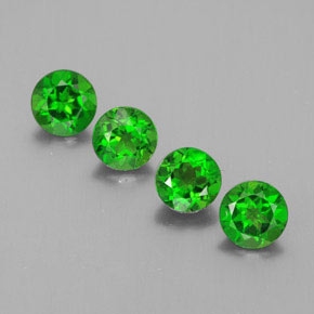 Diopside cromifero naturale verde da  ct, taglio rotondo, VS