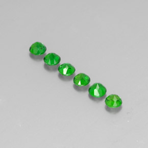 Diopside cromifero naturale verde da  ct, taglio rotondo, VS