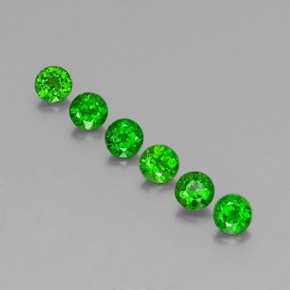 Diopside cromifero naturale verde da  ct, taglio rotondo, VS