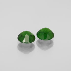Diopside cromifero naturale verde da  ct, taglio rotondo, VS