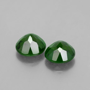 Diopside cromifero naturale verde da  ct, taglio rotondo, VS