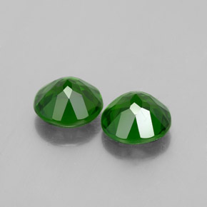 Diopside cromifero naturale verde da  ct, taglio rotondo, VS