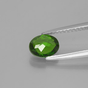 Diopside cromifero naturale verde da 0,80 ct, taglio ovale, VS