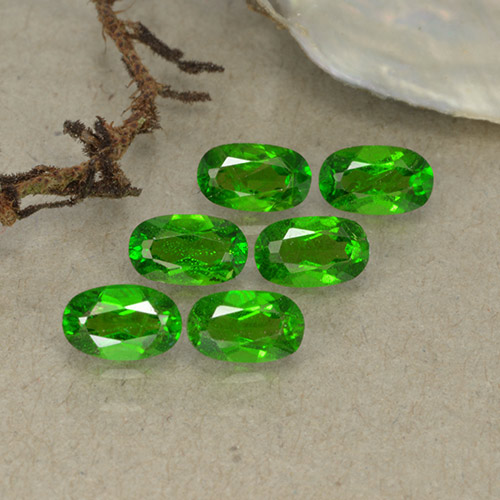 Diopside cromifero naturale verde da 1,48 ct, taglio ovale, VS-SI