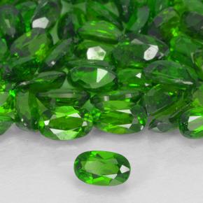Diopside di cromo Verde acceso naturale da 0.24 ct, Ovale, VS