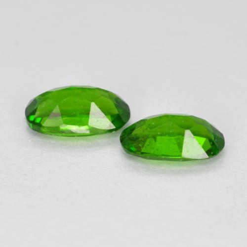 Gemme di Diopside di cromo Verde brillante naturale da 0.47 ct, Taglio ovale, VS-SI