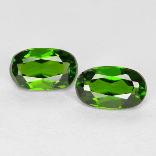 Gemme di Diopside di cromo Verde medio-scuro naturale da 0.53 ct, Taglio ovale, VS-SI
