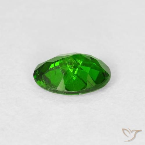 Diopside di cromo Luminoso verde foresta naturale da 0.74 ct, Ovale, VS-SI