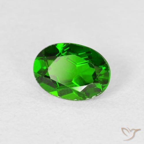 Diopside di cromo Luminoso verde foresta naturale da 0.82 ct, Ovale, VS-SI