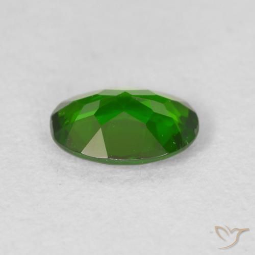 Diopside di cromo Medium Dark-Green naturale da 0.63 ct, Ovale, VVS-VS