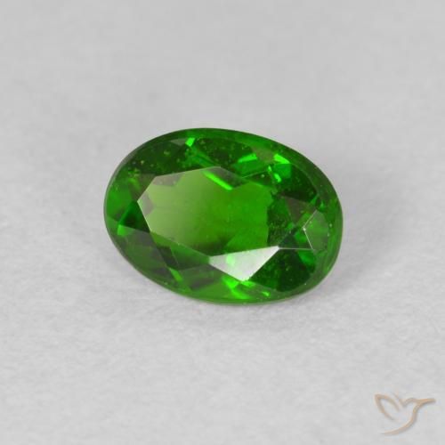 Diopside di cromo Luminoso verde foresta naturale da 0.81 ct, Ovale, VS