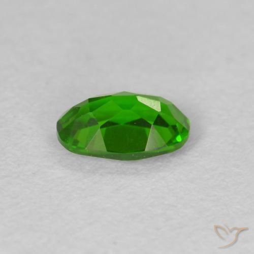 Diopside di cromo Verde scuro naturale da 0.52 ct, Ovale, VVS-VS