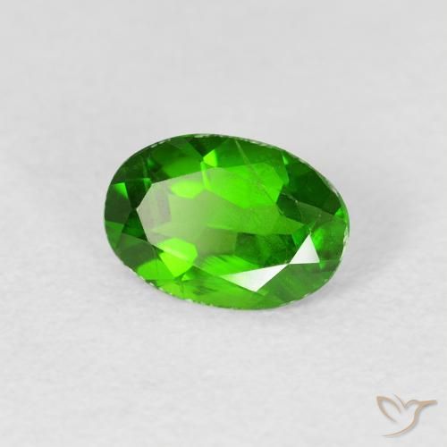 Diopside di cromo Verde acceso naturale da 0.71 ct, Ovale, VS