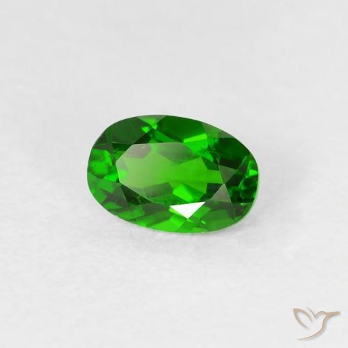 Diopside di cromo Luminoso verde foresta naturale da 0.59 ct, Ovale, VS