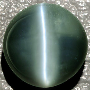 Chrysoberyl cat's eye naturale verde da 4,08 ct, taglio ovale, traslucido