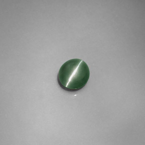 Chrysoberyl cat's eye naturale verde da 0,79 ct, taglio ovale, traslucido