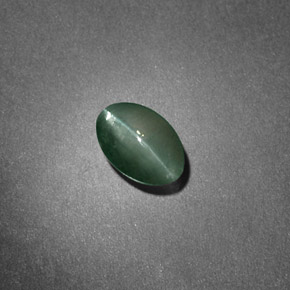 Crisoberillo effetto occhio di gatto Verde naturale da 0.85 ct, Taglio ovale, Traslucido