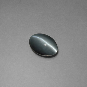 Chrysoberyl cat's eye naturale grigio da 0,65 ct, taglio ovale, opaco