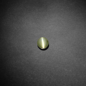 Chrysoberyl cat's eye naturale verde da 0,66 ct, trasparente, trasparente/traslucido
