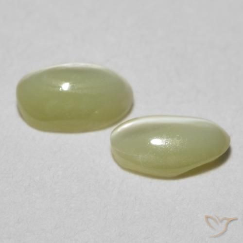 Gemme di Crisoberillo effetto occhio di gatto Giallo chiaro naturale da 0.55 ct, Ovale, Traslucido
