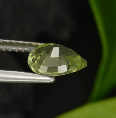 Crisoberillo Giallo verde naturale da 1.20 ct, Forma a pera, VVS-VS