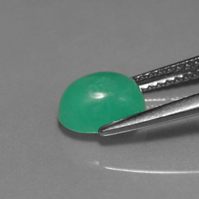 Crisoprasio naturale verde da 1,67 ct, taglio ovale, traslucido