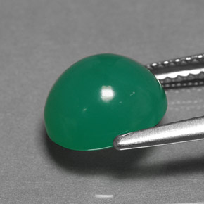Crisoprasio naturale verde da 2,77 ct, taglio ovale, traslucido