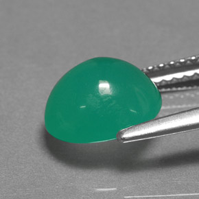 Crisoprasio naturale verde da 2,52 ct, taglio ovale, traslucido